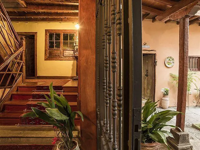 Emblematico San Marcos איקוד דה לוס וינוס